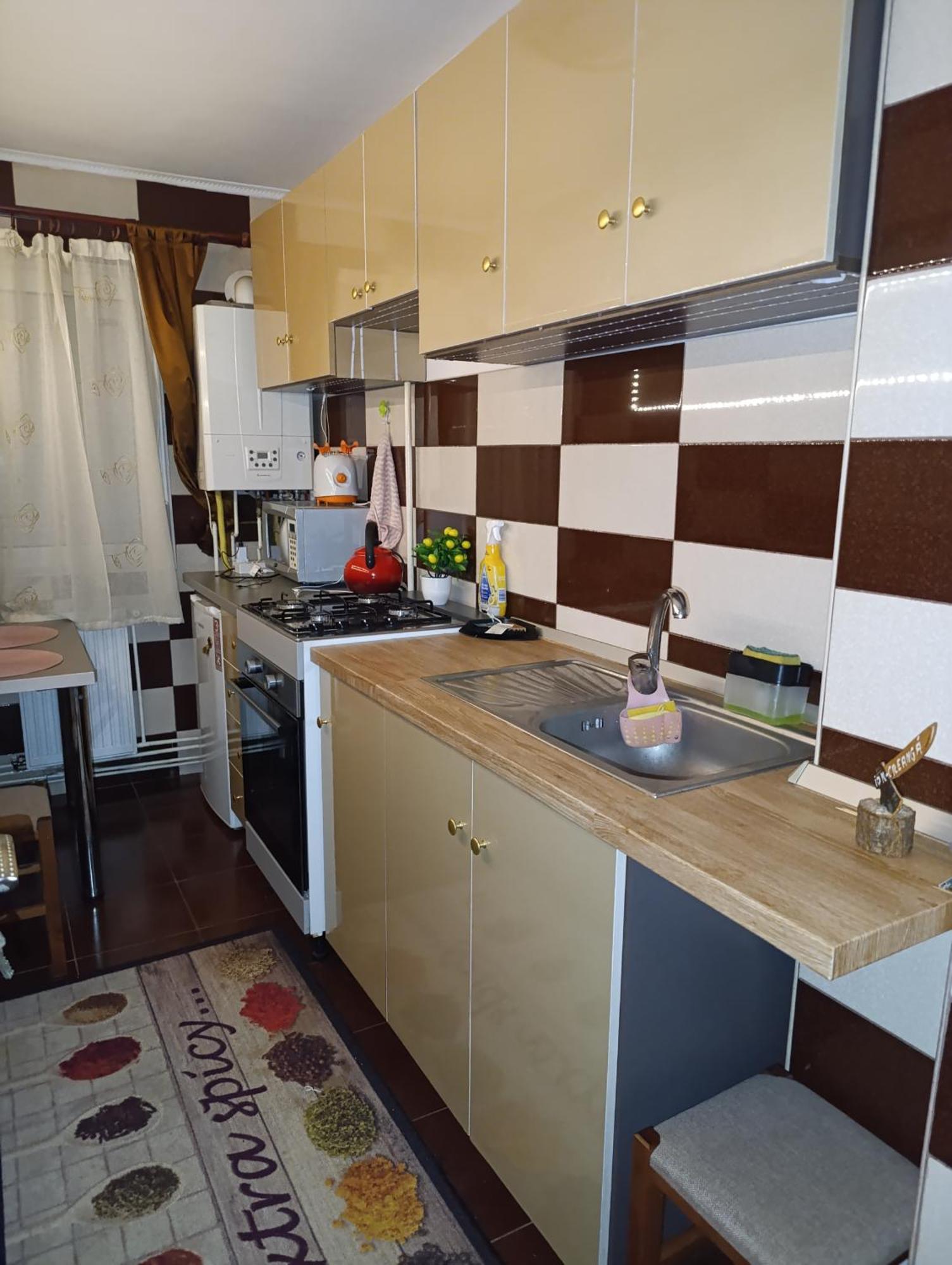 Garsoniera Rebecca Apartment Tîrgu Ocna Екстериор снимка